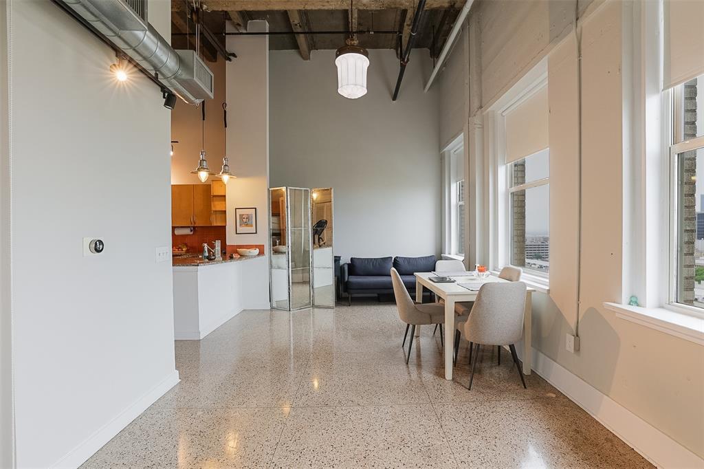 Texas & Pacific Lofts Condo - Residential Lease