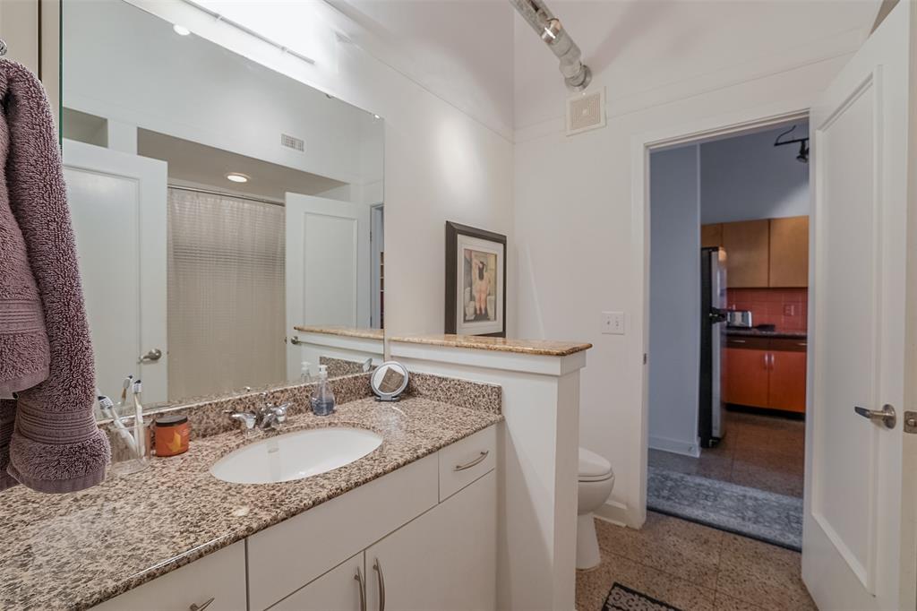 Texas & Pacific Lofts Condo - Residential Lease