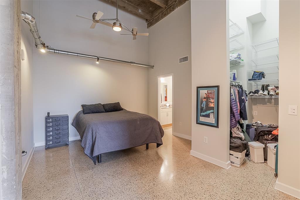 Texas & Pacific Lofts Condo - Residential Lease