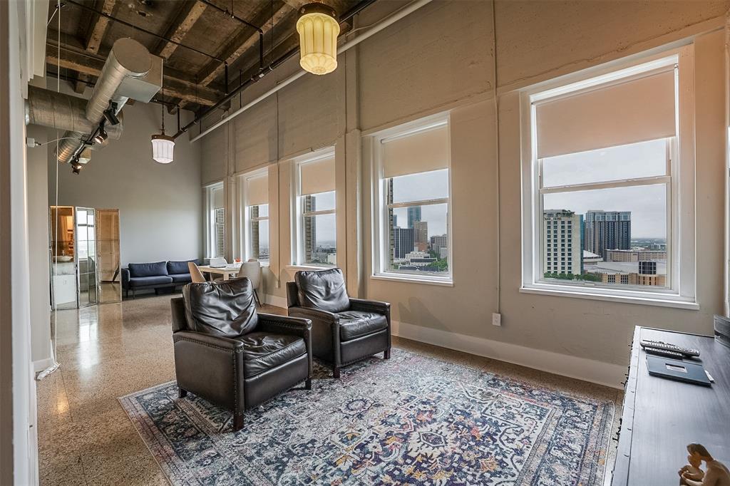 Texas & Pacific Lofts Condo - Residential Lease