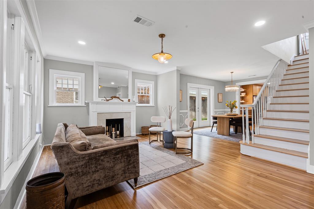 Mc Cart Add - Residential Lease