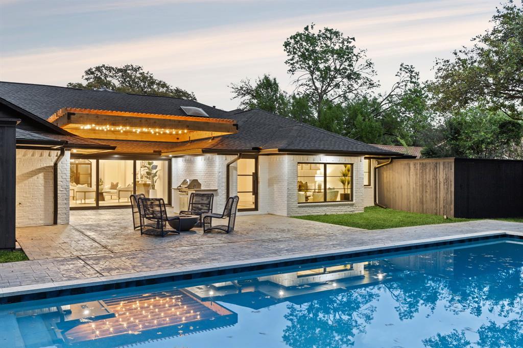 Windsor Park Rev - Residential