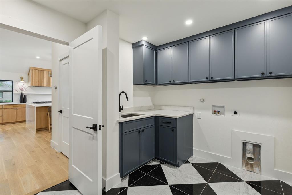 Windsor Park Rev - Residential