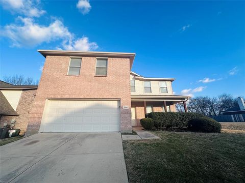 2304 Collington Drive Roanoke TX 76262