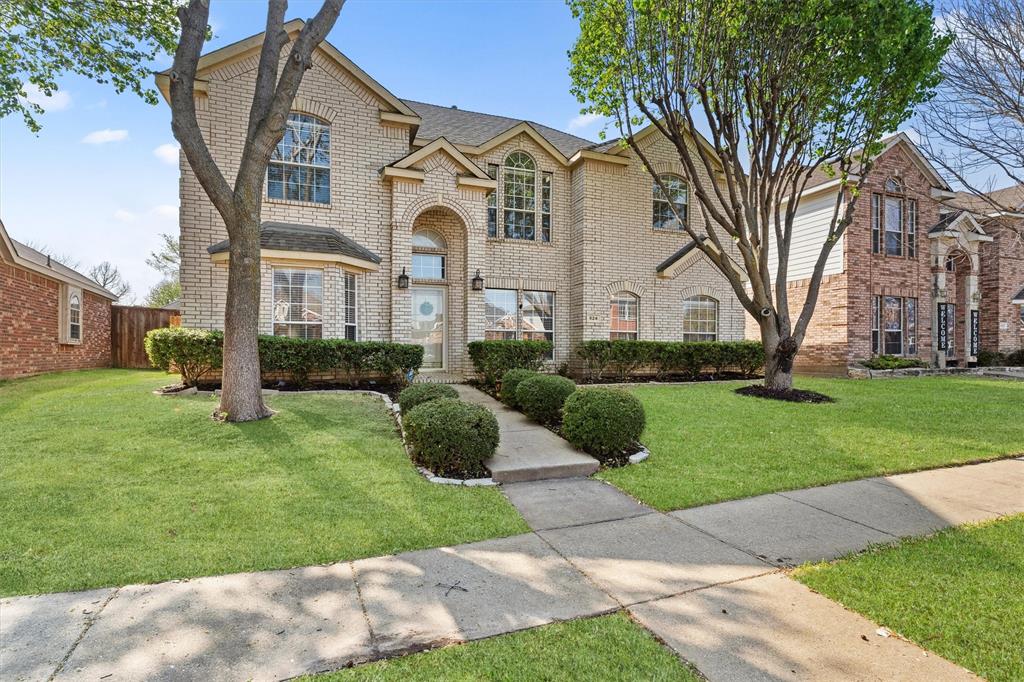 824 Water Oak Drive