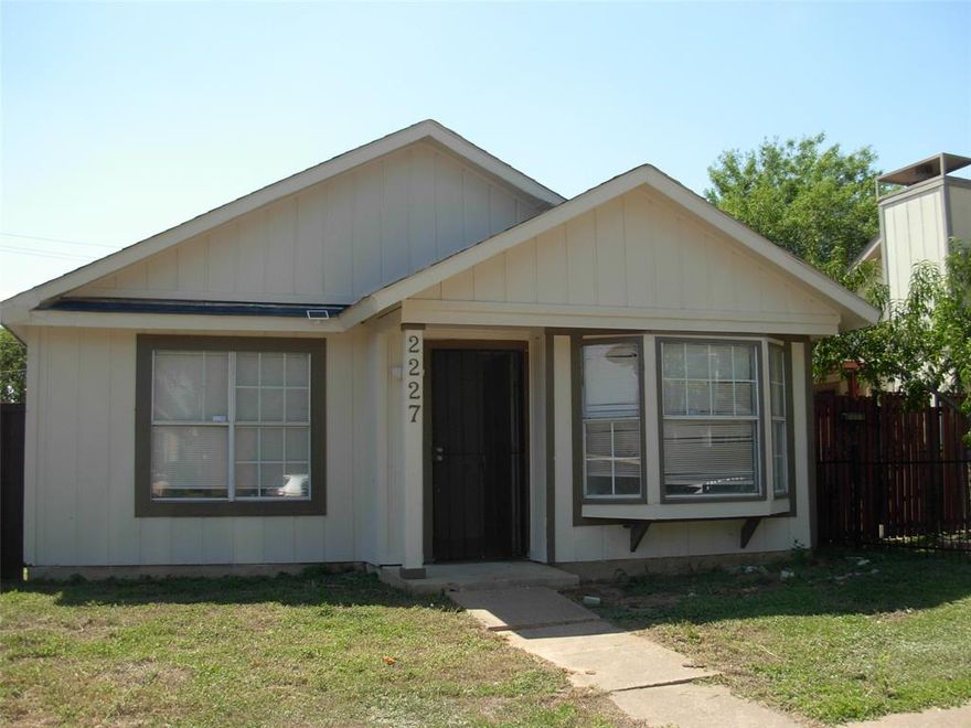 Welcome to the beautiful home with three bedrooms and two baths. Easy access to Highways and shopping centers. Large living room is good for family gatherings and entertainments. House has updated kitchen and bathrooms. Affordable to a small family or first time home owner.