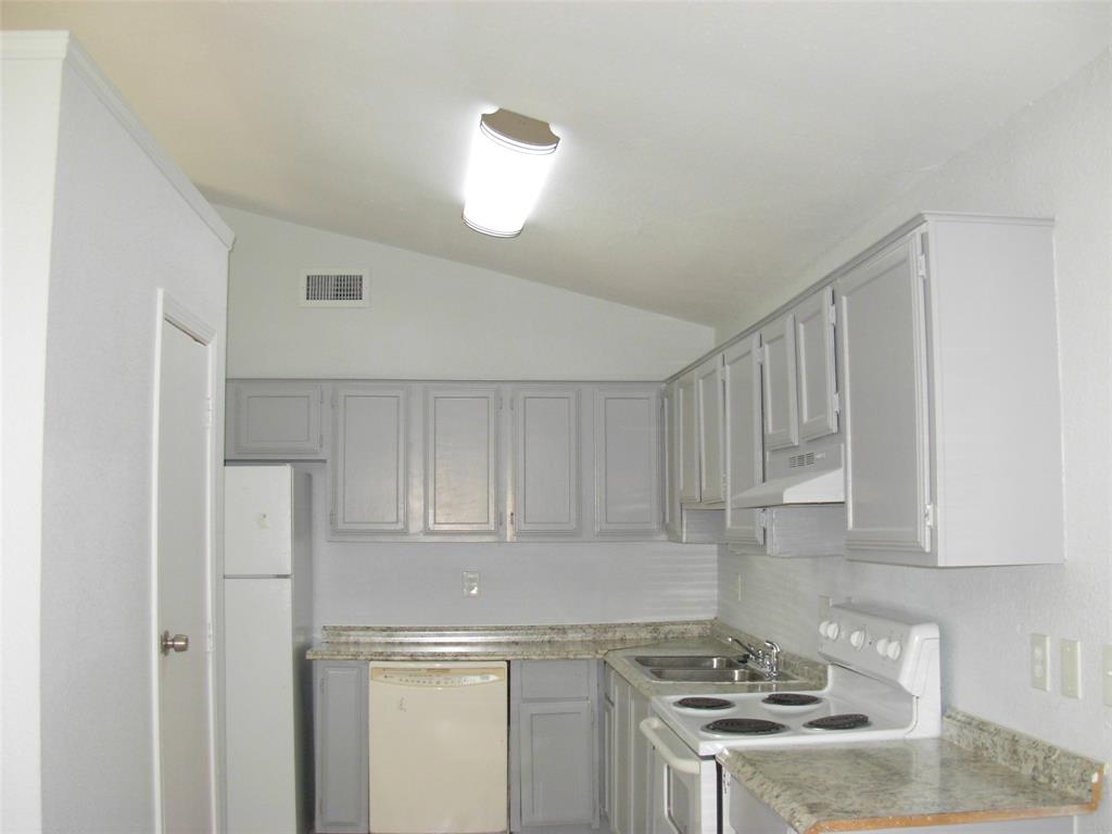 2227 Nantucket Village Drive