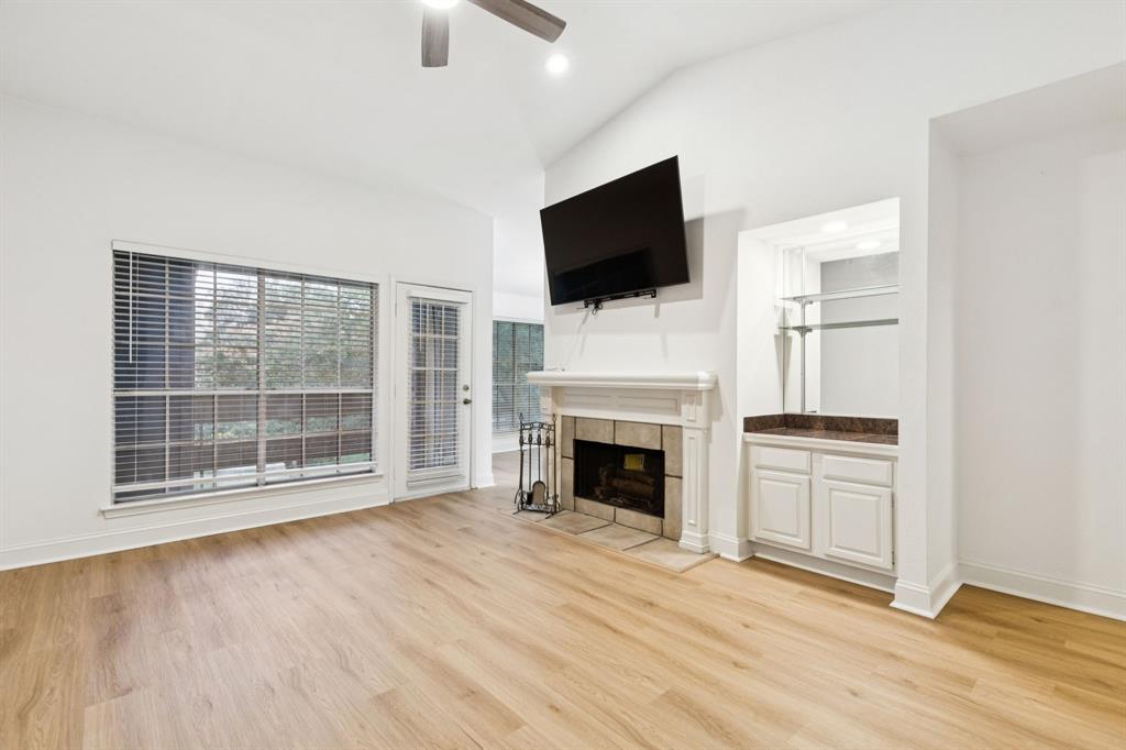 3550 Country Square Drive 412
