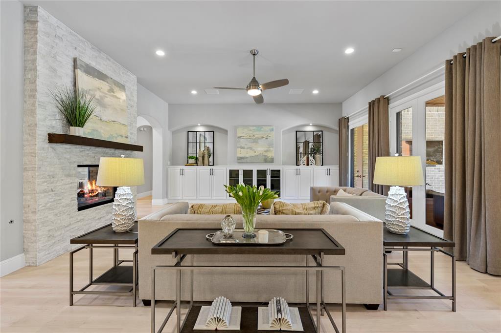 Carillon - Residential