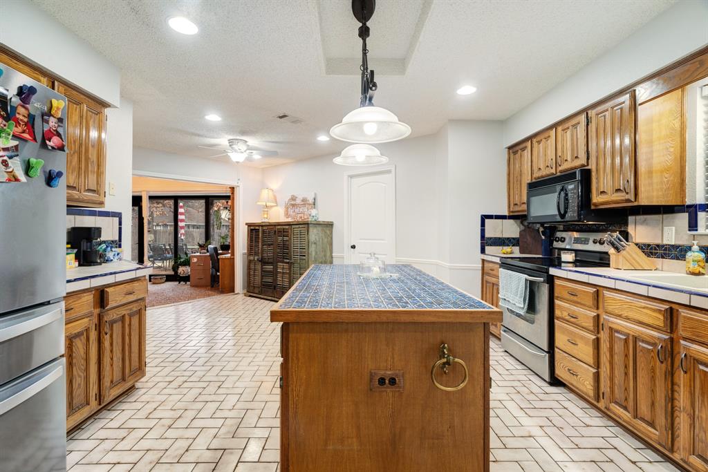 Twin Lakes - Residential