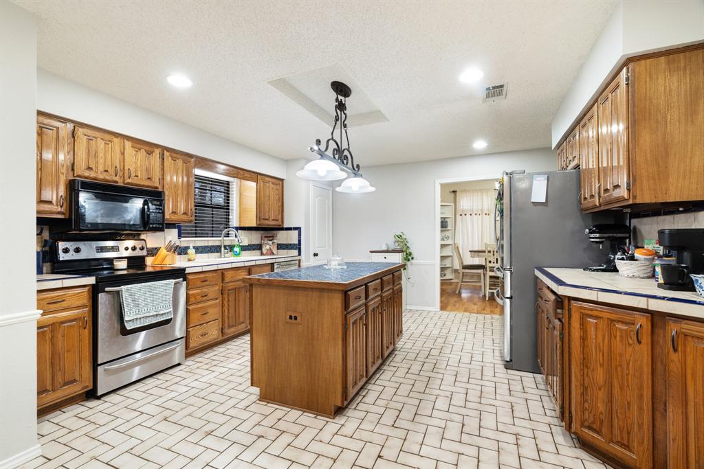 Twin Lakes - Residential