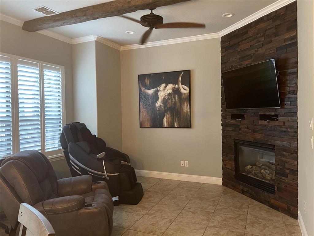 The Town Homes At Legacy Town Center - Residential Lease