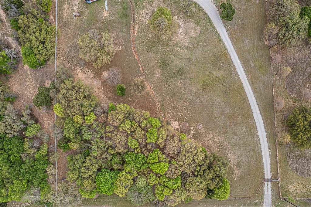 CLIFTON JOSIAH - Land