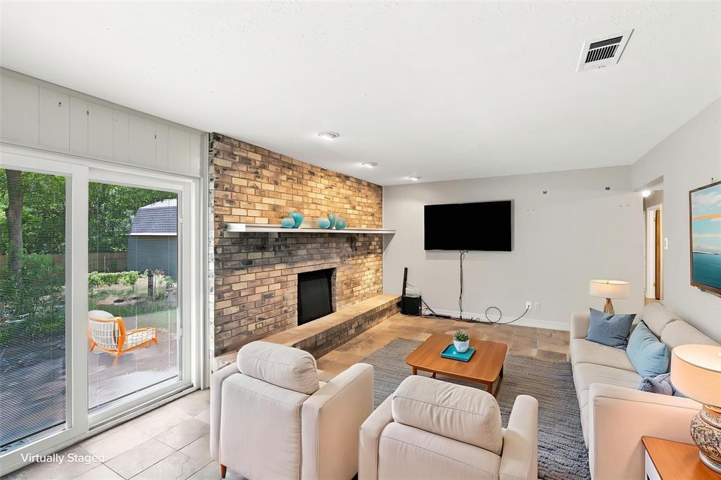 403 Westcliff Drive