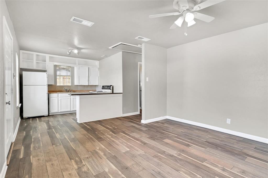 6781 Half Main Street