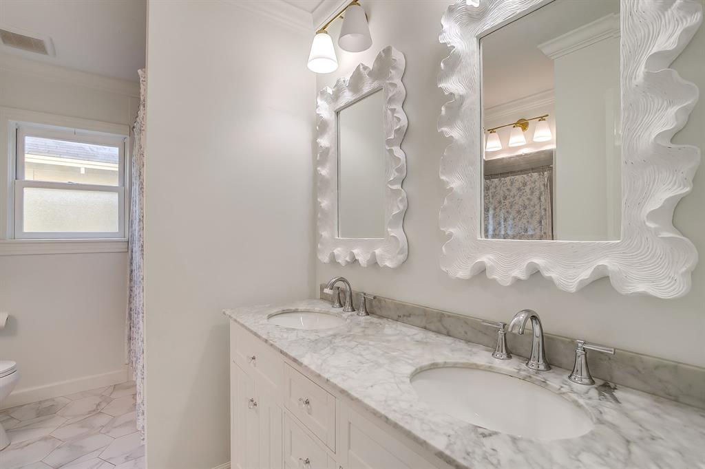 Forest Park Place - Residential