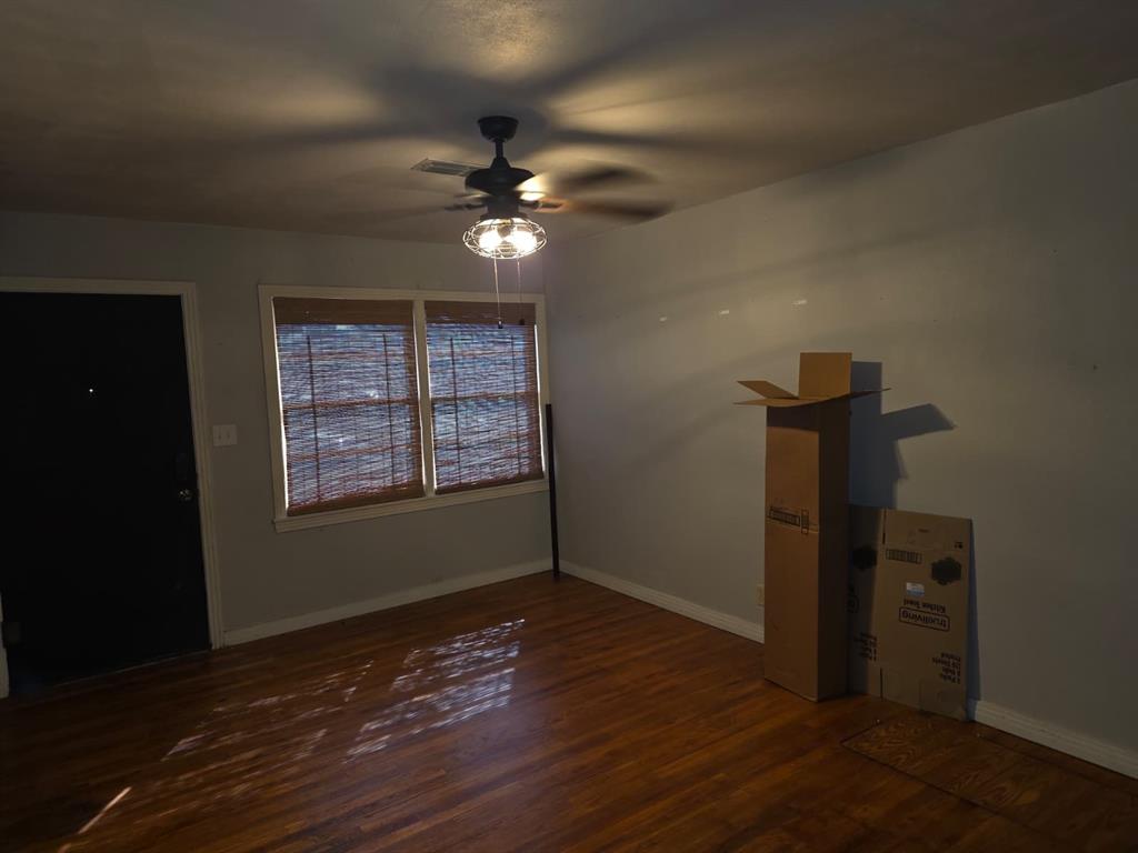 211 Paloma Street