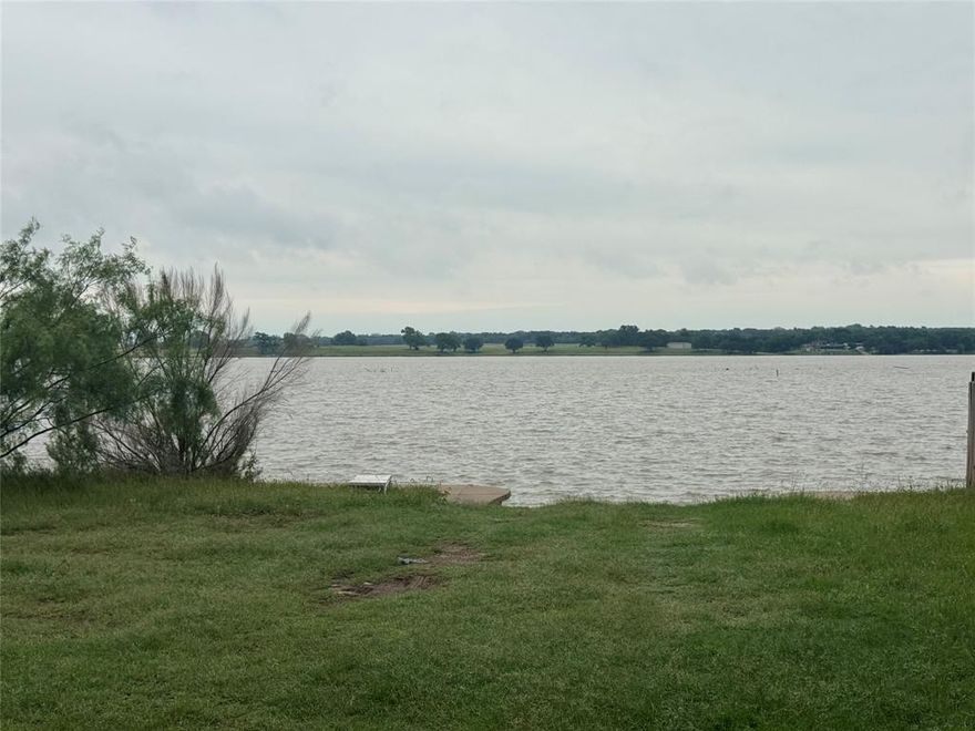 These lots do not come up every day. This one is nestled in the residential community of Oak Trail Shores minutes from the lake, with three boat ramps, a pool, fishing pier, 2 playgrounds, soccer field, basketball court, along with access to a community center. If you're wanting a vacation home, weekend getaway, investment property or permanent residence look no farther.  This lot is mobile home friendly, as long as it is 300 square feet or larger. If you're planning on building a home on this lot the build has to be 600 square feet. Restrictions may apply.
Buyer to verify accuracy of all information including lot size, schools, taxes, HOA dues, amenities, etc. Water and Electricity are available; buyer to verify connection fees and requirements. The Homeowner's association is a great resource. No Survey exists; buyer will need to purchase survey if needed.