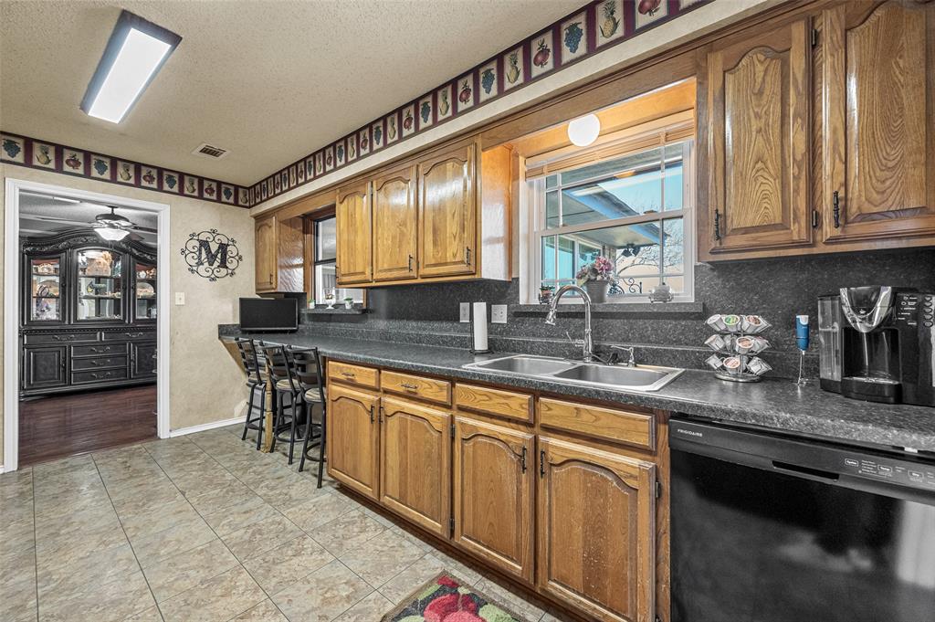 Red Oak, Texas 75154, United States, 3 Bedrooms Bedrooms, ,2 BathroomsBathrooms,Residential,Pending,83350