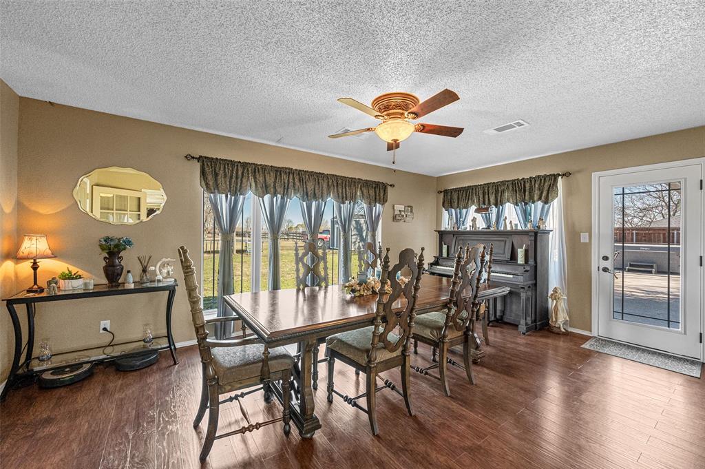 Red Oak, Texas 75154, United States, 3 Bedrooms Bedrooms, ,2 BathroomsBathrooms,Residential,Pending,83350