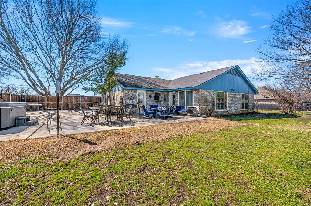 Red Oak, Texas 75154, United States, 3 Bedrooms Bedrooms, ,2 BathroomsBathrooms,Residential,Pending,83350