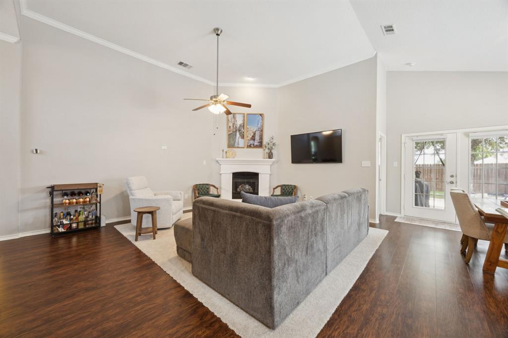 2324 Spruce Springs Way
