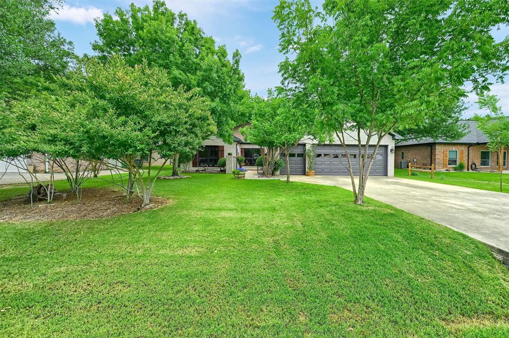 218 Cayuga Trail