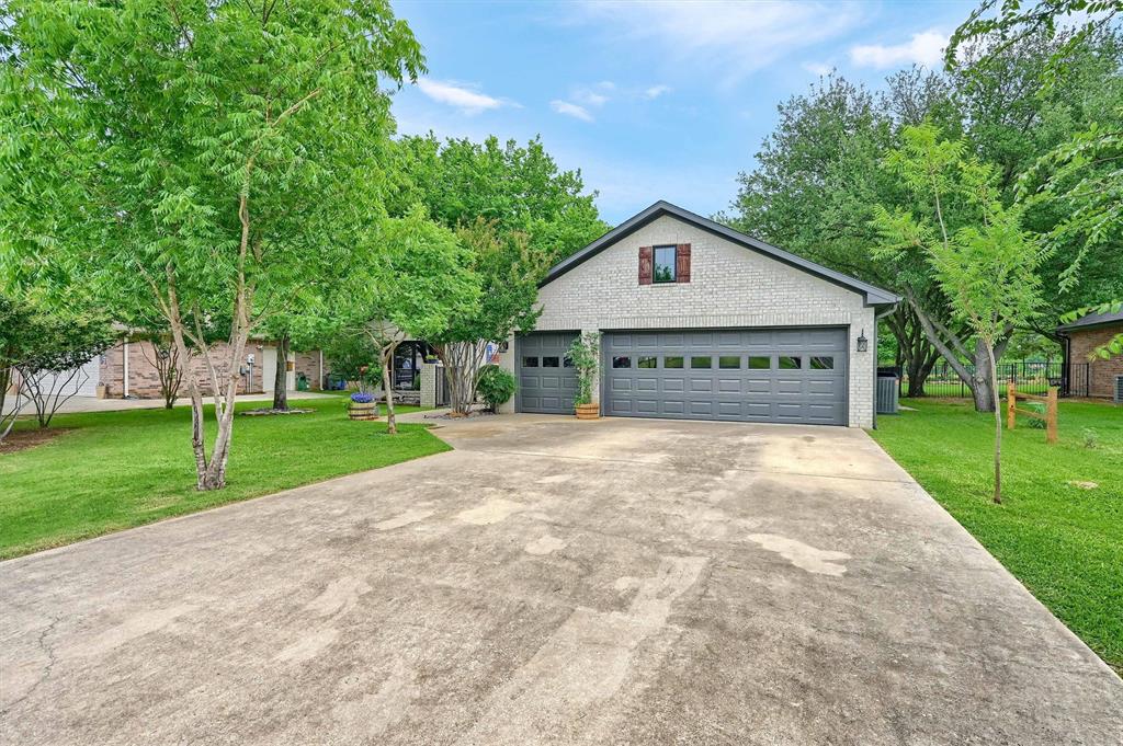 218 Cayuga Trail