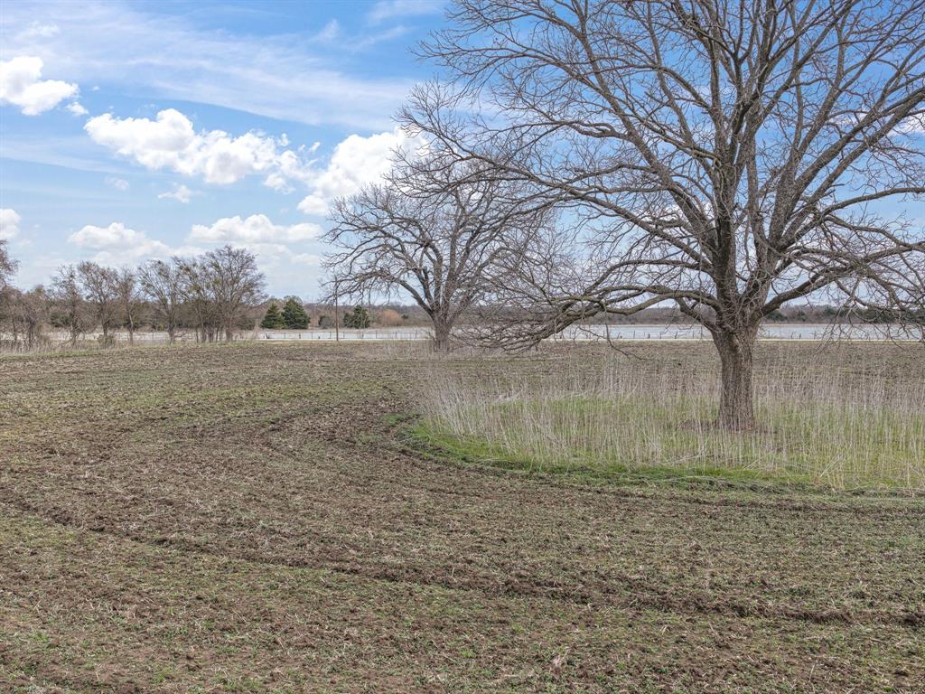 G M Mc Kinstry - Land