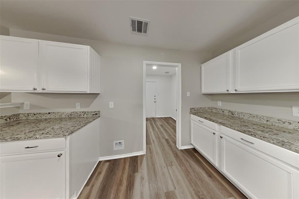 1704 Village Park Court