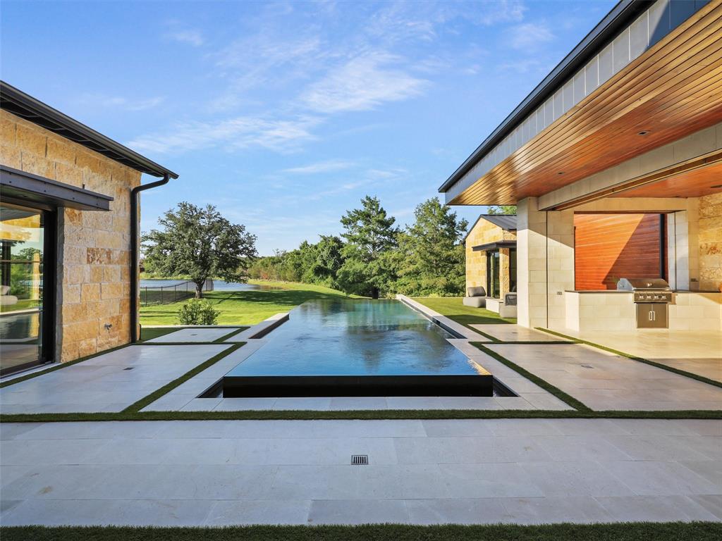 Estates/Quail Hollow Ph I - Residential