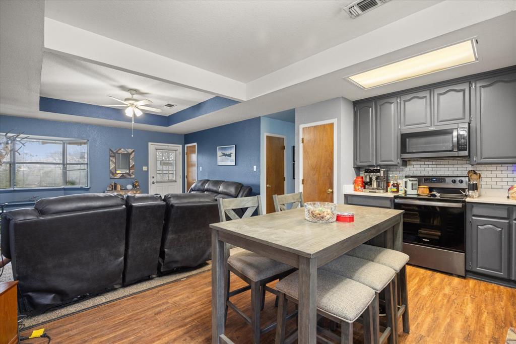 Oak Trail Shores Sec B - Residential