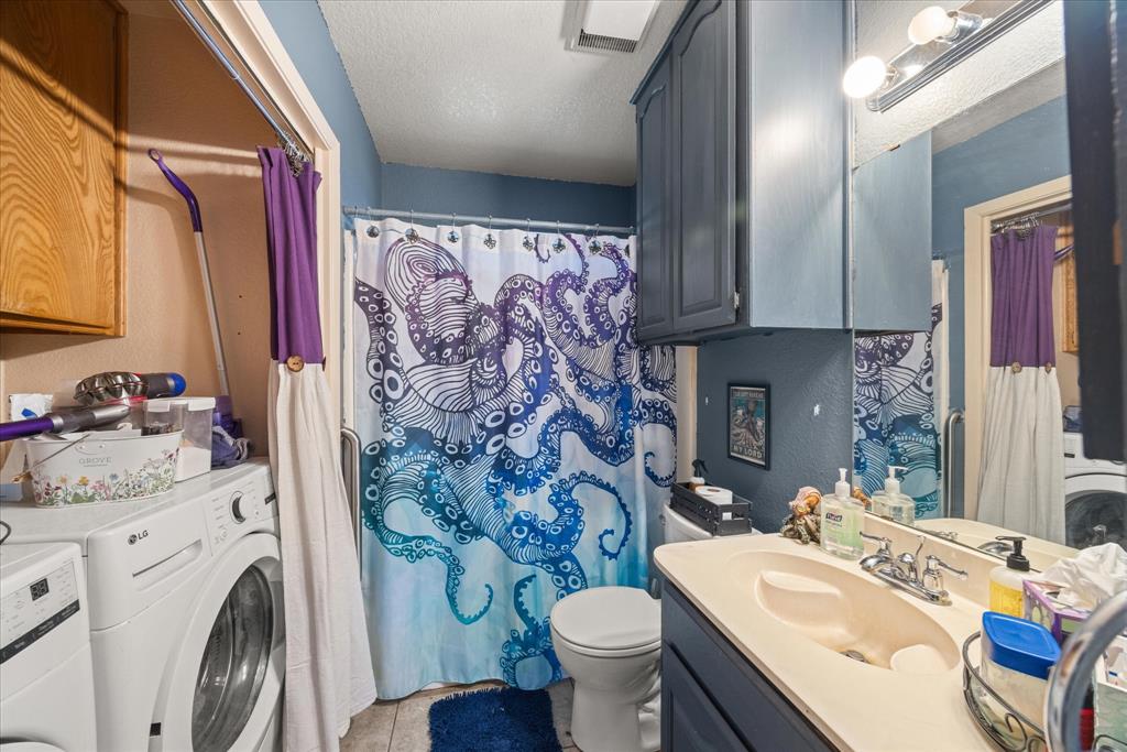 Oak Trail Shores Sec B - Residential