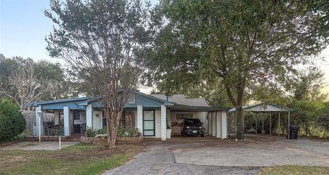 8295 Palo Pinto Highway Mineral Wells TX 76067