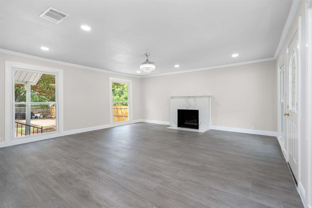 6453 Drury Lane