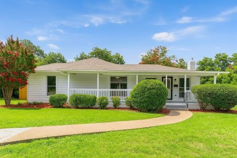 6453 Drury Lane Fort Worth TX 76116
