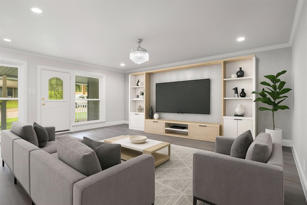 6453 Drury Lane