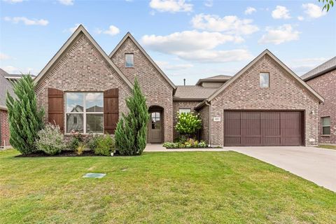 819 Highlands Avenue Aledo TX 76008