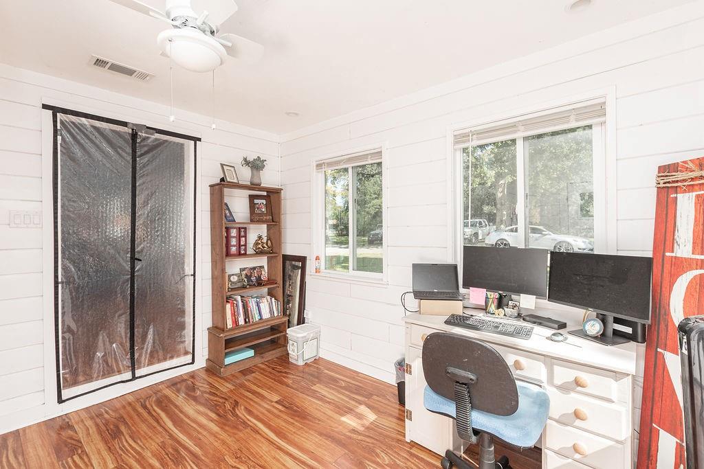 Isle View Sec 01 - Residential