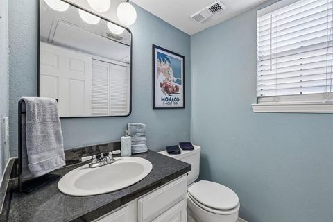 Tiny photo for 5200 Martel Avenue #24B, Dallas, TX 75206 (MLS # 21341348)
