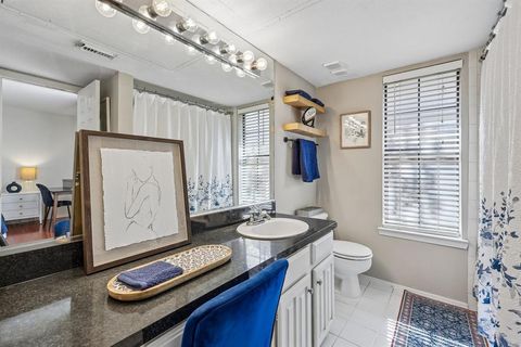 Tiny photo for 5200 Martel Avenue #24B, Dallas, TX 75206 (MLS # 21341348)