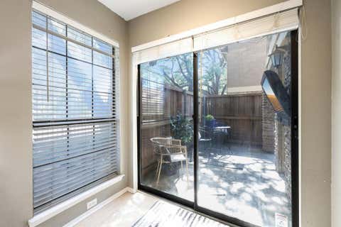 Tiny photo for 5200 Martel Avenue #24B, Dallas, TX 75206 (MLS # 21341348)
