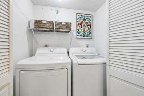 Tiny photo for 5200 Martel Avenue #24B, Dallas, TX 75206 (MLS # 21341348)