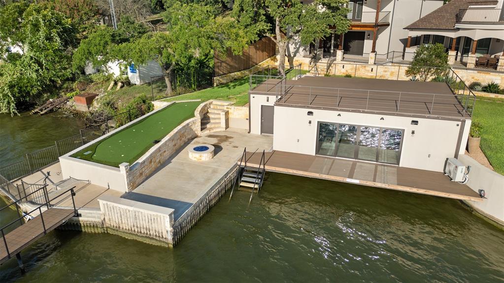 12210 Lake Forest Drive