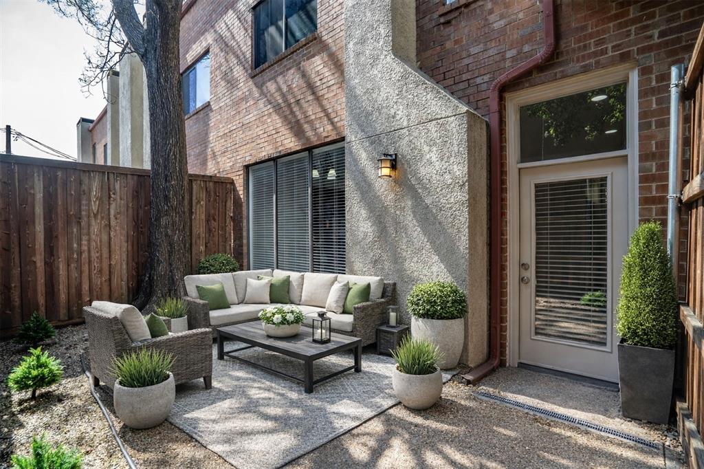 Holland Ave Condo 4031 - Residential