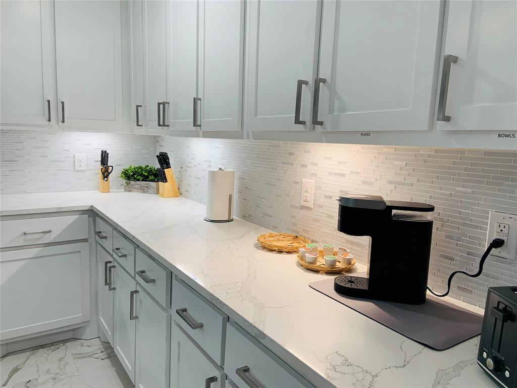 Wallis Furman Add - Residential Lease