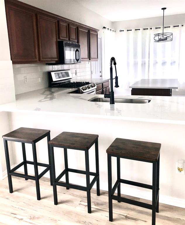 Fossil Park Add - Residential Lease