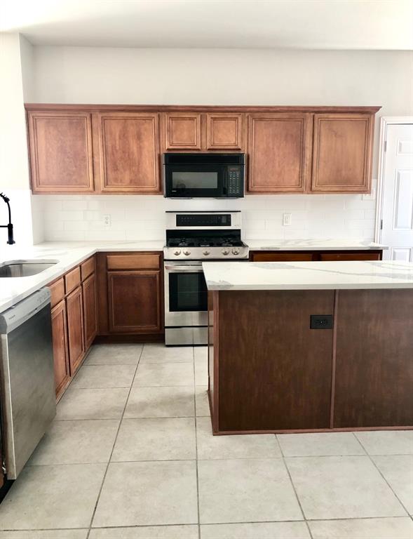 Fossil Park Add - Residential Lease