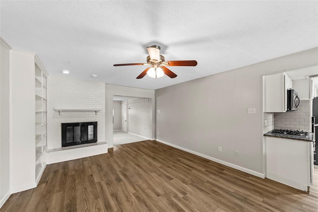 Photo of 2323 Luau Street, Mesquite, TX 75150 (MLS # 21338582)