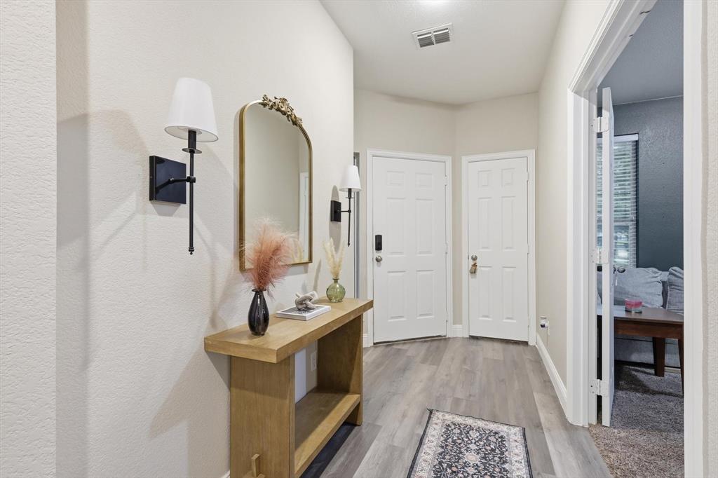 1211 Bristol Lane